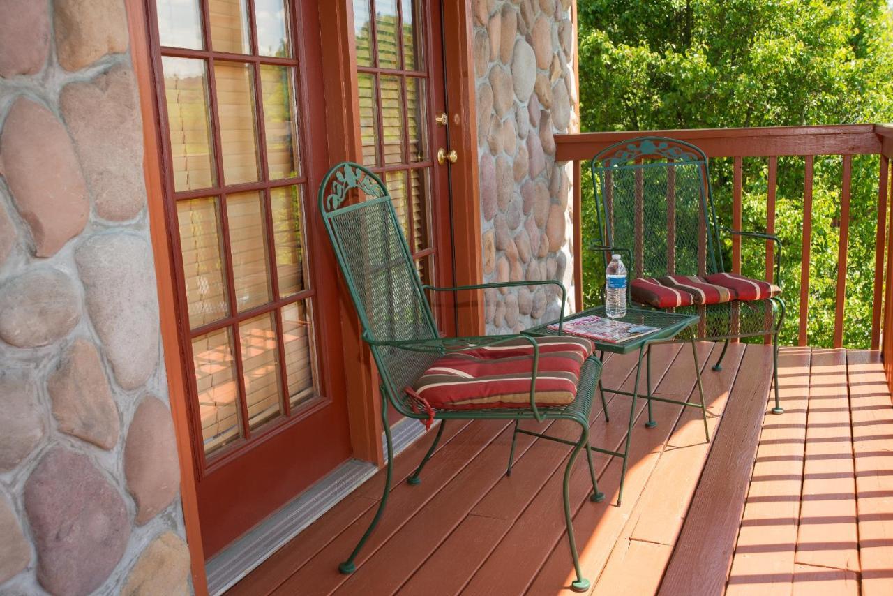 Berry Springs Lodge Sevierville Zimmer foto